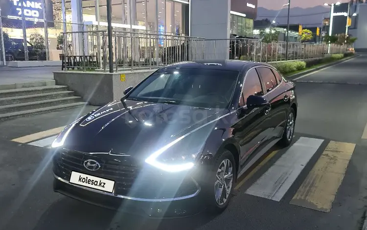 Hyundai Sonata 2022 года за 11 789 000 тг. в Алматы