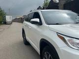 Toyota Highlander 2018 года за 20 000 000 тг. в Алматы – фото 5
