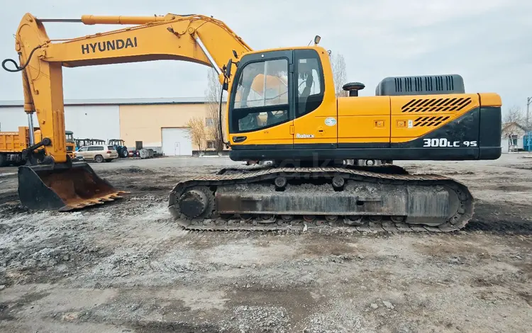 Hyundai  R300LC 2018 года за 33 000 000 тг. в Астана