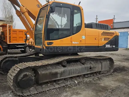 Hyundai  R300LC 2018 года за 33 000 000 тг. в Астана – фото 7