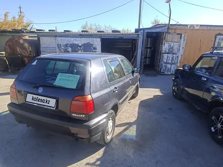 Volkswagen Golf 1996 года за 1 500 000 тг. в Костанай – фото 2