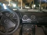 Mercedes-Benz E 230 1984 годаүшін850 000 тг. в Темиртау – фото 3