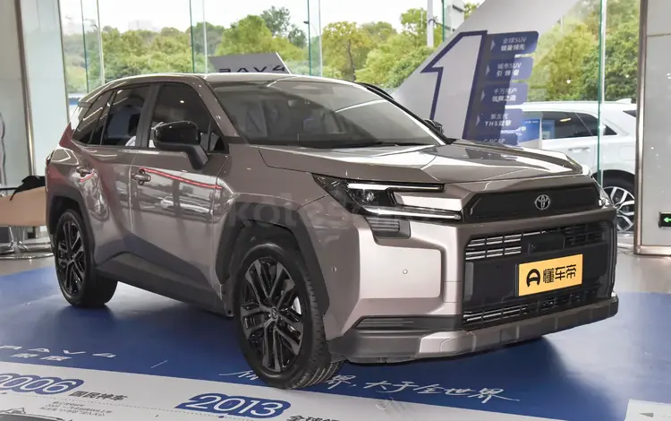 Toyota RAV4 Luxe+ 2026 года за 25 000 000 тг. в Алматы