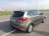 Kia Carens 2013 года за 8 000 000 тг. в Шымкент – фото 4