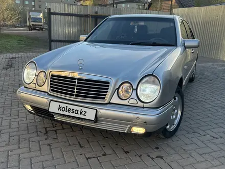 Mercedes-Benz E 280 1997 года за 2 800 000 тг. в Караганда – фото 13