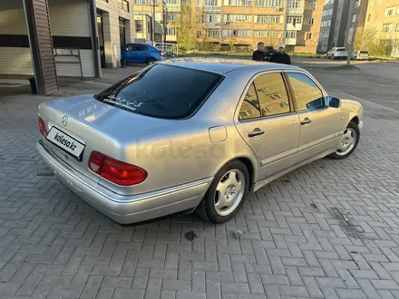 Mercedes-Benz E 280 1997 года за 2 800 000 тг. в Караганда – фото 5
