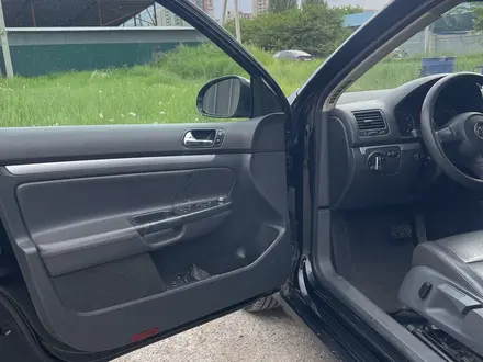 Volkswagen Jetta 2005 года за 2 600 000 тг. в Алматы – фото 11