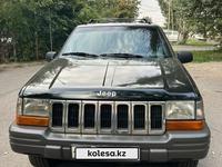 Jeep Grand Cherokee 1995 годаүшін4 500 000 тг. в Алматы