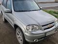 Chevrolet Niva 2015 годаүшін3 400 000 тг. в Атырау – фото 2