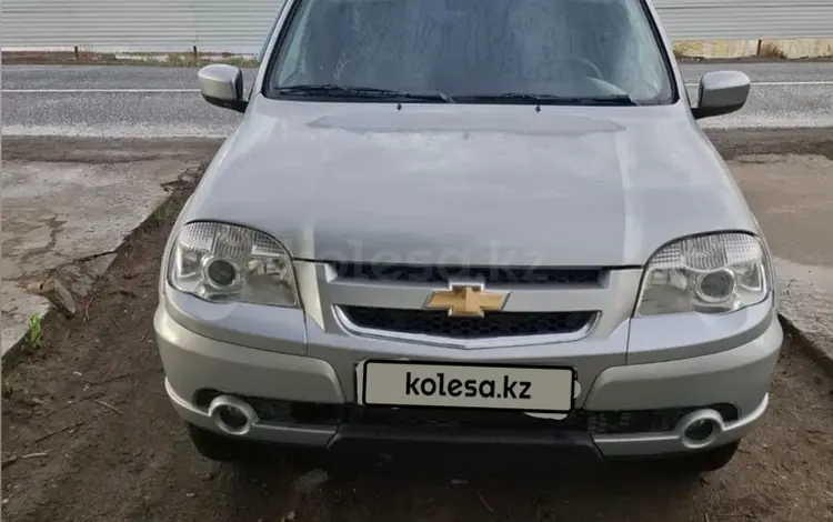 Chevrolet Niva 2015 годаүшін3 400 000 тг. в Атырау
