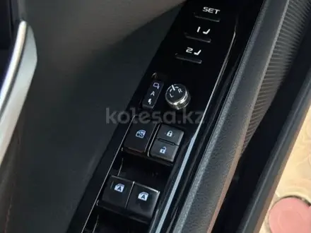 Toyota Camry 2019 года за 14 200 000 тг. в Шымкент – фото 13