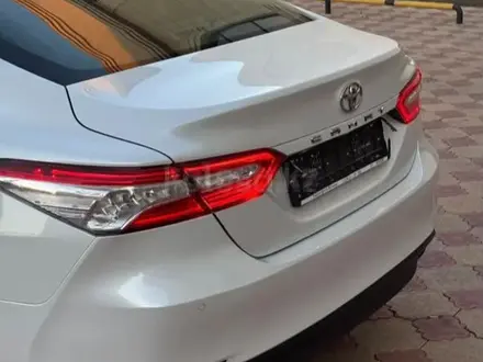 Toyota Camry 2019 года за 14 200 000 тг. в Шымкент – фото 6