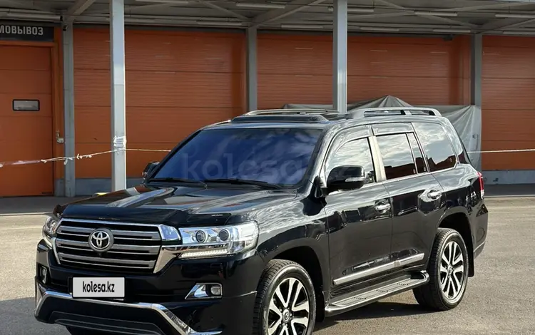 Toyota Land Cruiser 2015 года за 34 000 000 тг. в Алматы