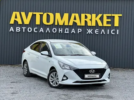 Hyundai Accent 2020 года за 6 500 000 тг. в Актобе – фото 2