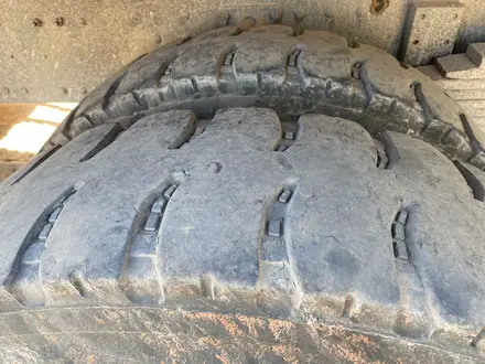 Шины на грузовые на дисках надутые за 40 000 тг. в Талдыкорган – фото 6