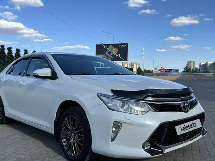 Toyota Camry 2017 года за 9 600 000 тг. в Караганда – фото 12