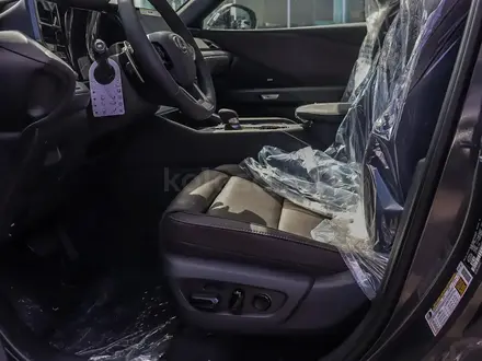 Lexus TX 2026 года за 44 700 000 тг. в Семей – фото 9
