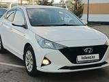 Hyundai Accent 2021 годаүшін6 600 000 тг. в Астана – фото 2