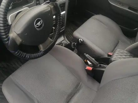Daewoo Nexia 2013 года за 1 800 000 тг. в Атырау – фото 6