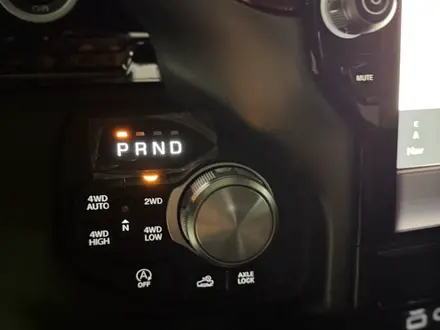 RAM 1500 2025 года за 49 000 000 тг. в Астана – фото 11