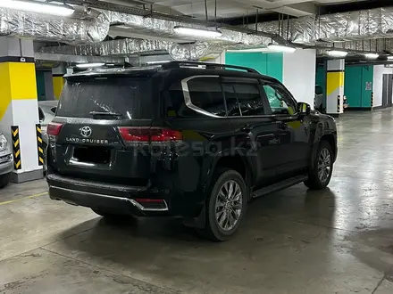 Toyota Land Cruiser 2022 года за 59 000 000 тг. в Алматы – фото 3