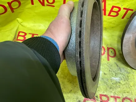 Задний тормозной супорт на Сузуки грант витара за 20 000 тг. в Алматы – фото 5
