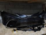 Передний бампер на Toyota Camry за 45 000 тг. в Алматы – фото 2