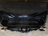 Передний бампер на Toyota Camry за 45 000 тг. в Алматы – фото 3
