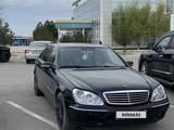 Mercedes-Benz S 320 2001 годаүшін4 800 000 тг. в Актау – фото 2