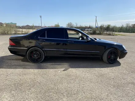 Mercedes-Benz S 320 2001 года за 4 800 000 тг. в Актау – фото 12