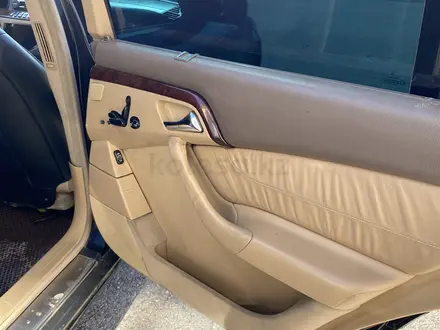 Mercedes-Benz S 320 2001 года за 4 800 000 тг. в Актау – фото 16