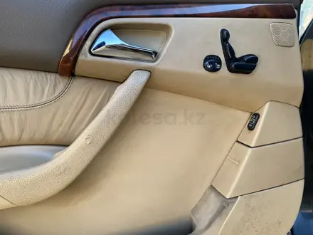 Mercedes-Benz S 320 2001 года за 4 800 000 тг. в Актау – фото 26