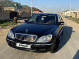 Mercedes-Benz S 320 2001 годаүшін4 800 000 тг. в Актау – фото 4