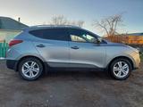 Hyundai Tucson 2013 года за 7 600 000 тг. в Кишкенеколь – фото 2