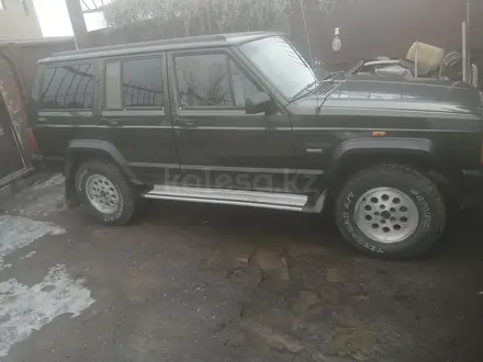 Jeep Cherokee 1995 года за 2 000 000 тг. в Жезказган – фото 3