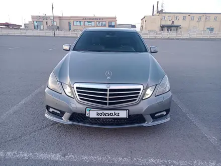 Mercedes-Benz E 200 2011 года за 7 800 000 тг. в Караганда