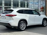 Toyota Highlander 2022 годаүшін23 500 000 тг. в Костанай – фото 5