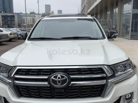 Toyota Land Cruiser 2021 года за 38 000 000 тг. в Астана – фото 14
