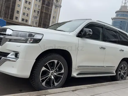 Toyota Land Cruiser 2021 года за 38 000 000 тг. в Астана – фото 16