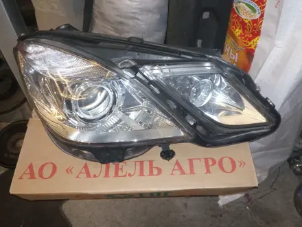 ФАРЫ W212 за 3 800 тг. в Алматы
