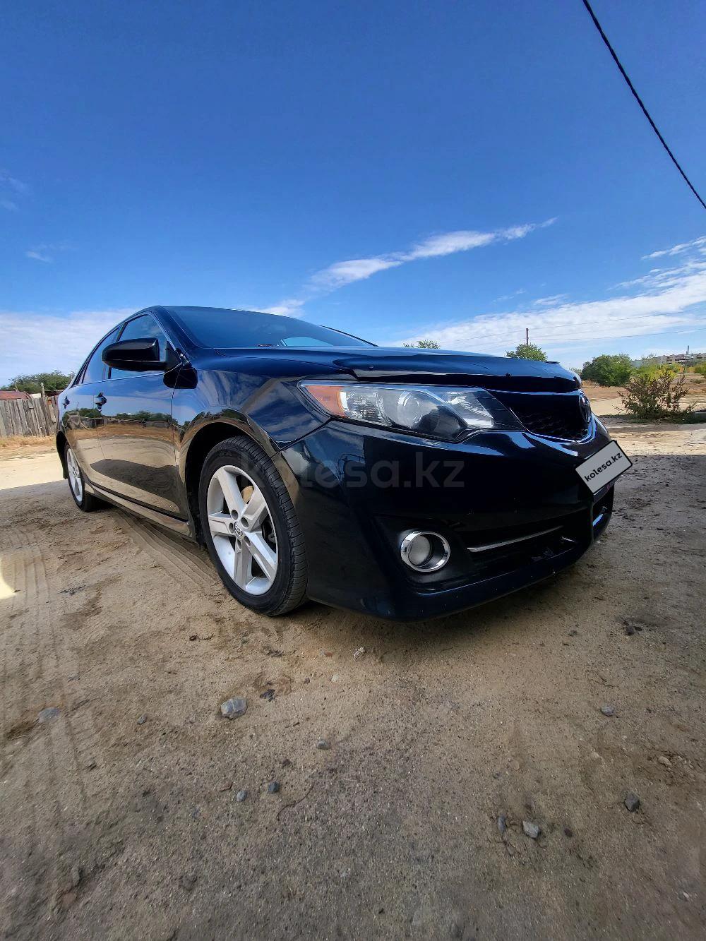 Toyota Camry 2014 г.