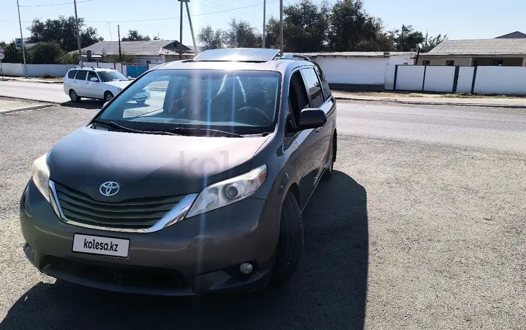 Toyota Sienna 2011 года за 7 800 000 тг. в Атырау