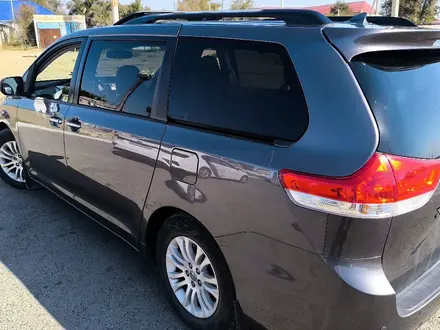 Toyota Sienna 2011 года за 7 800 000 тг. в Атырау – фото 3