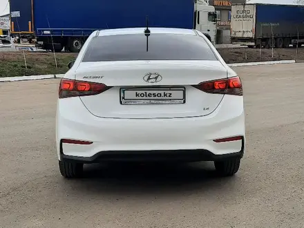 Hyundai Accent 2020 года за 7 650 000 тг. в Уральск – фото 5