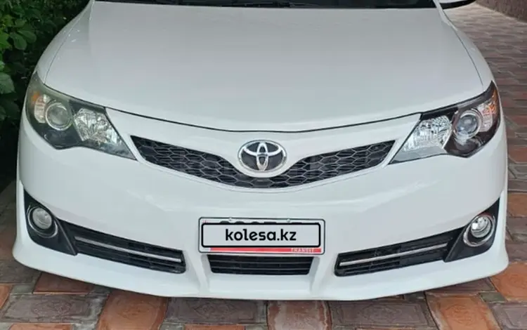 Toyota Camry 2014 года за 5 800 000 тг. в Атырау