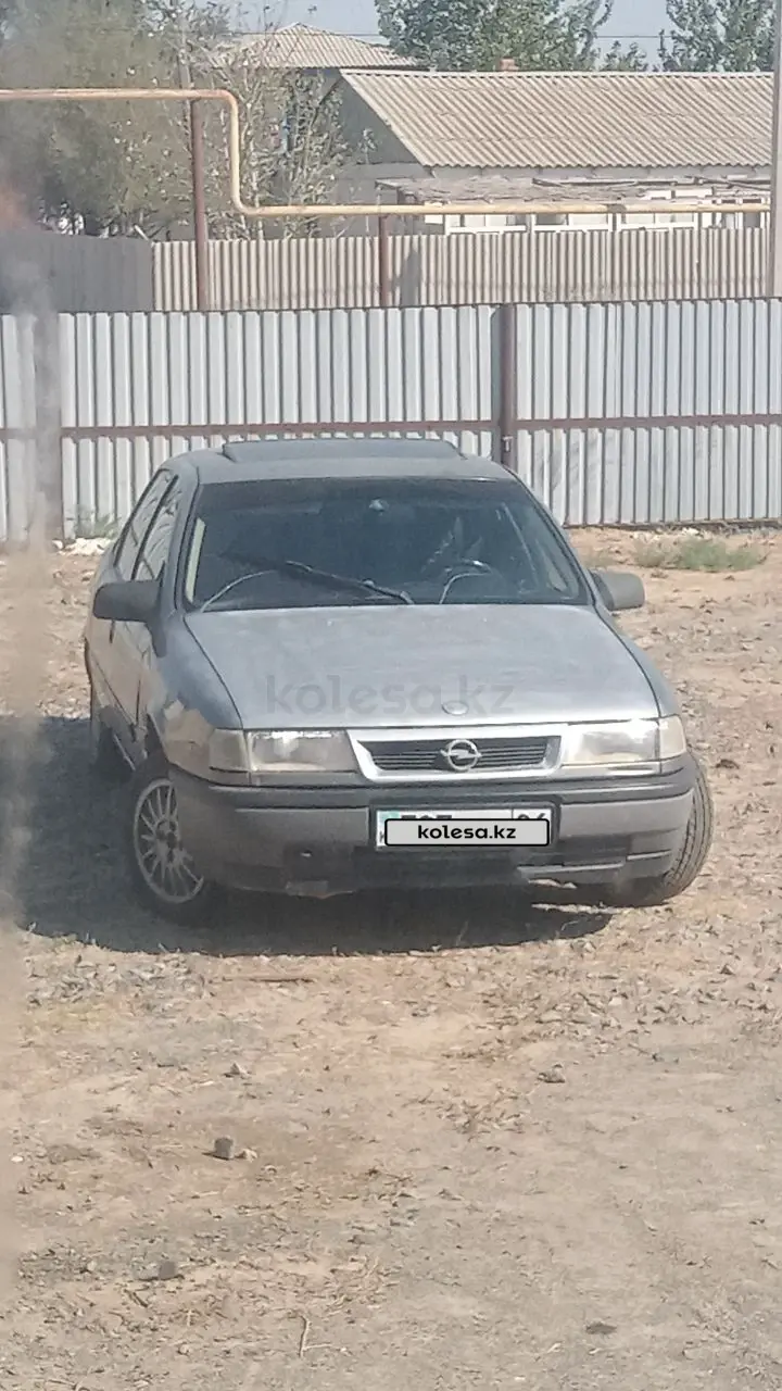 Opel Vectra, 1993