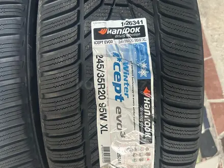 Hankook ice Evo 3 245/35/20 (2шт) за 450 000 тг. в Алматы