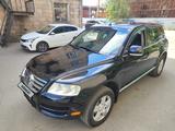 Volkswagen Touareg 2004 годаүшін5 000 000 тг. в Усть-Каменогорск