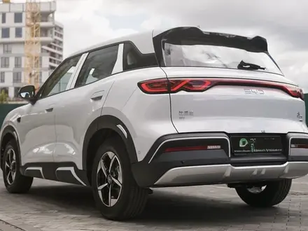 BYD Yuan Up 2025 года за 7 900 000 тг. в Алматы – фото 2
