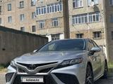 Toyota Camry 2022 года за 14 500 000 тг. в Шымкент